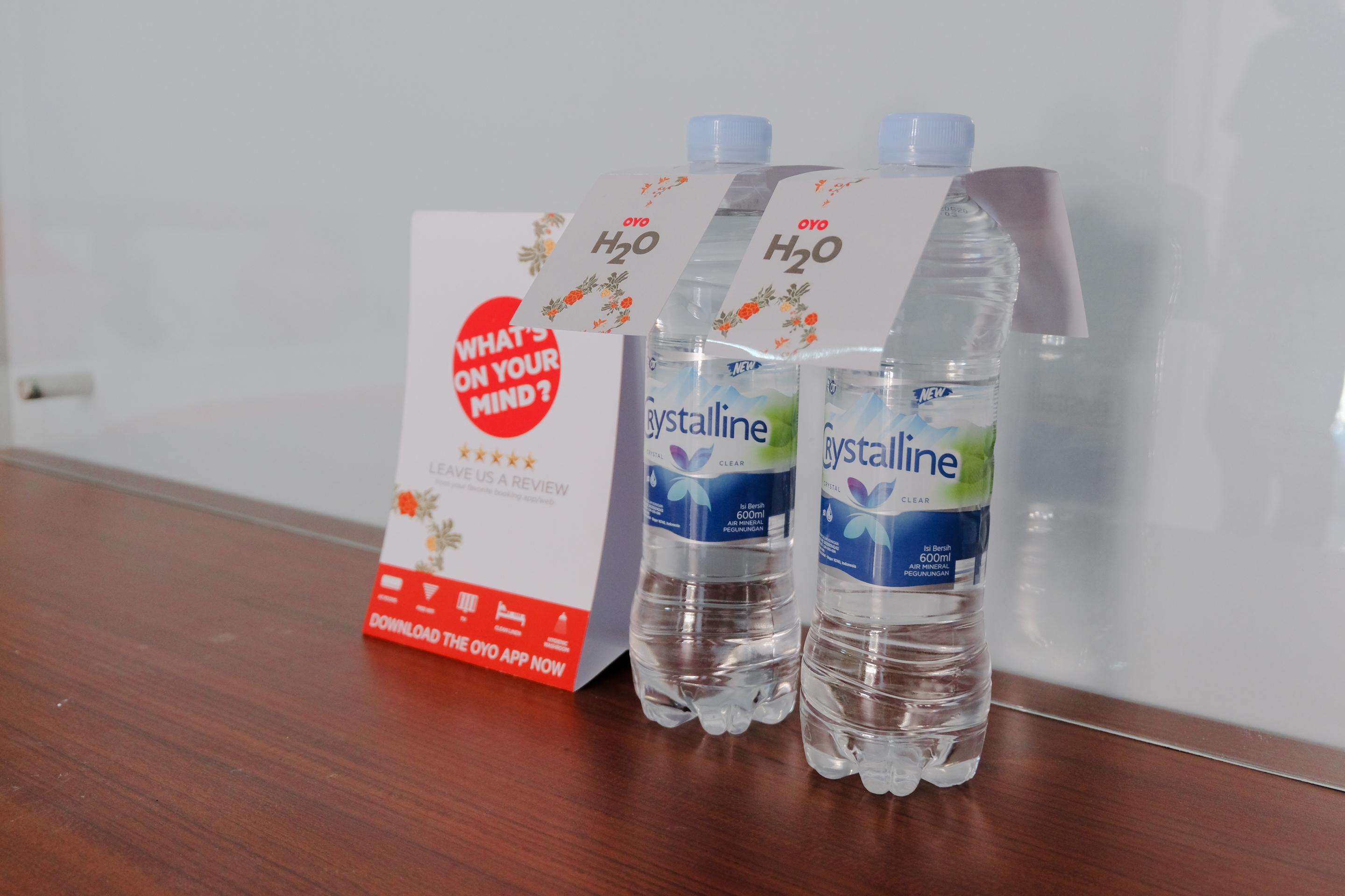 Super Oyo 1579 Kate'El Inn Banyuwangi  Luaran gambar